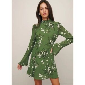NEW Reformation Persis Floral Mini in Lomita
Green Dress SIZE 8